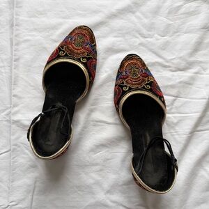 Embroidered Black Flats